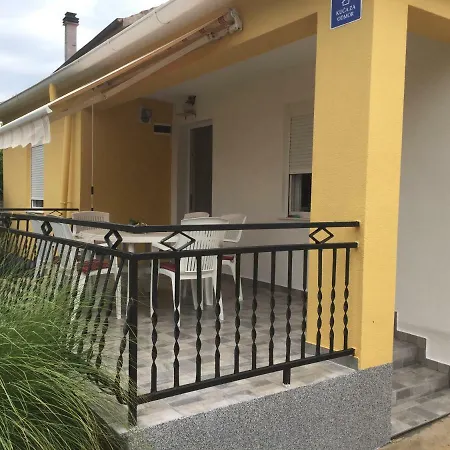 Holiday Ena Ferienhaus